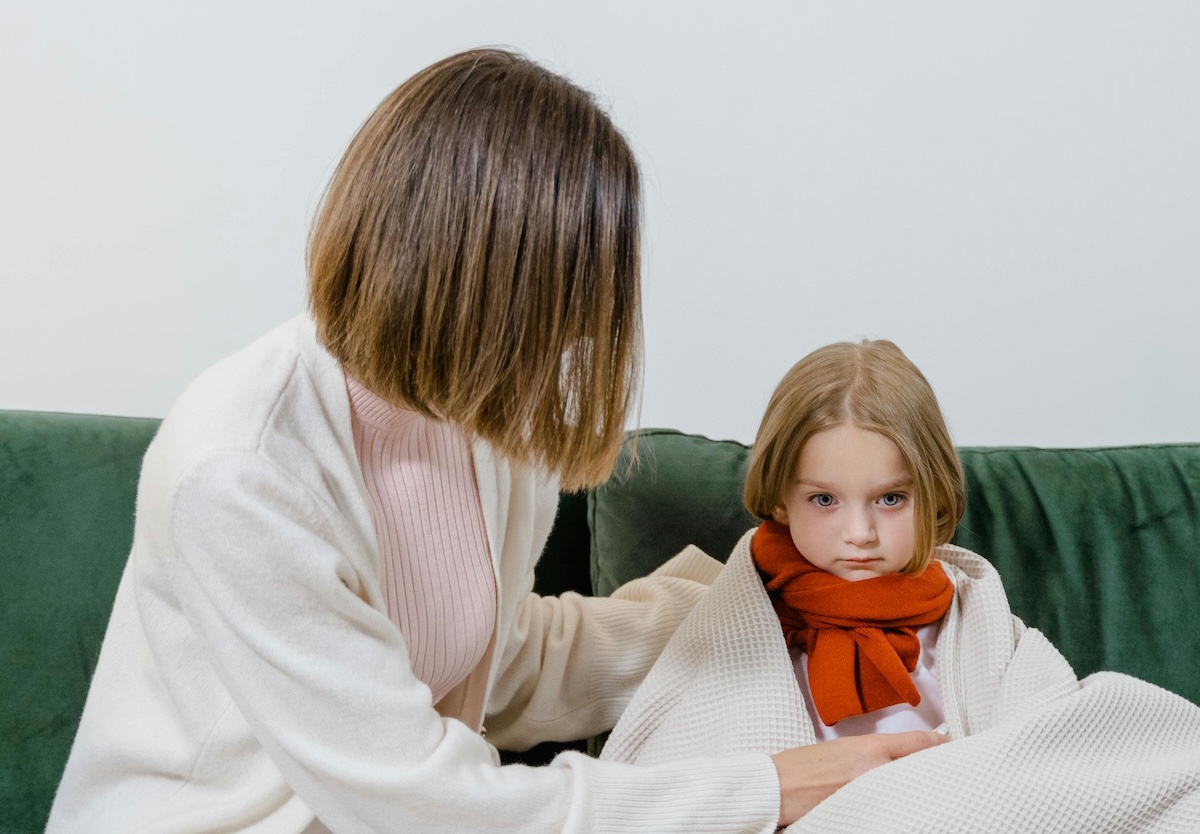 internați cu COVID-19