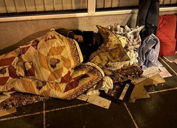 Câți oameni fără adăpost sunt