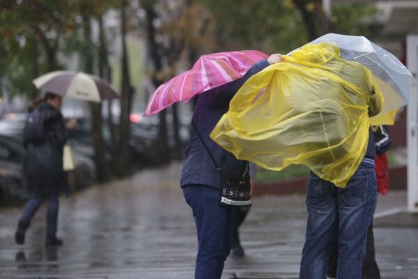 Școala sub cod roșu