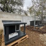 ASPA | Trei țarcuri speciale, la adăpostul de la Mihăilești. FOTO: ASPA