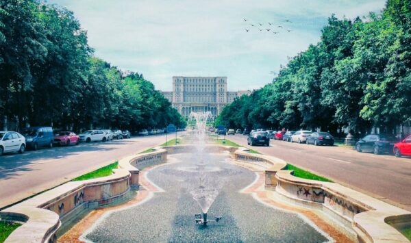 rezista schimbărilor climatice