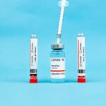 Ministrul Sănătății, chemat la o conferință pseudoștiințifică despre COVID-19, în București. Rogobete a trimis invitația la Parchet și DNA. Foto: Pexels