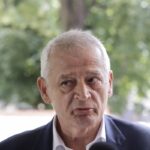 Fostul primar general Sorin Oprescu, condamnat pentru corupție, rămâne în Grecia