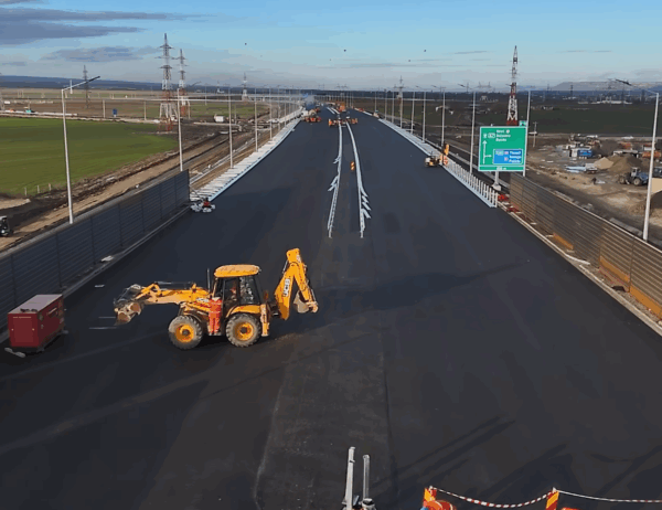 Autostrada Moldovei se leagă de București pe 244 de kilometri, până la Adjud. Cea mai probabilă dată de inaugurare: 23 decembrie