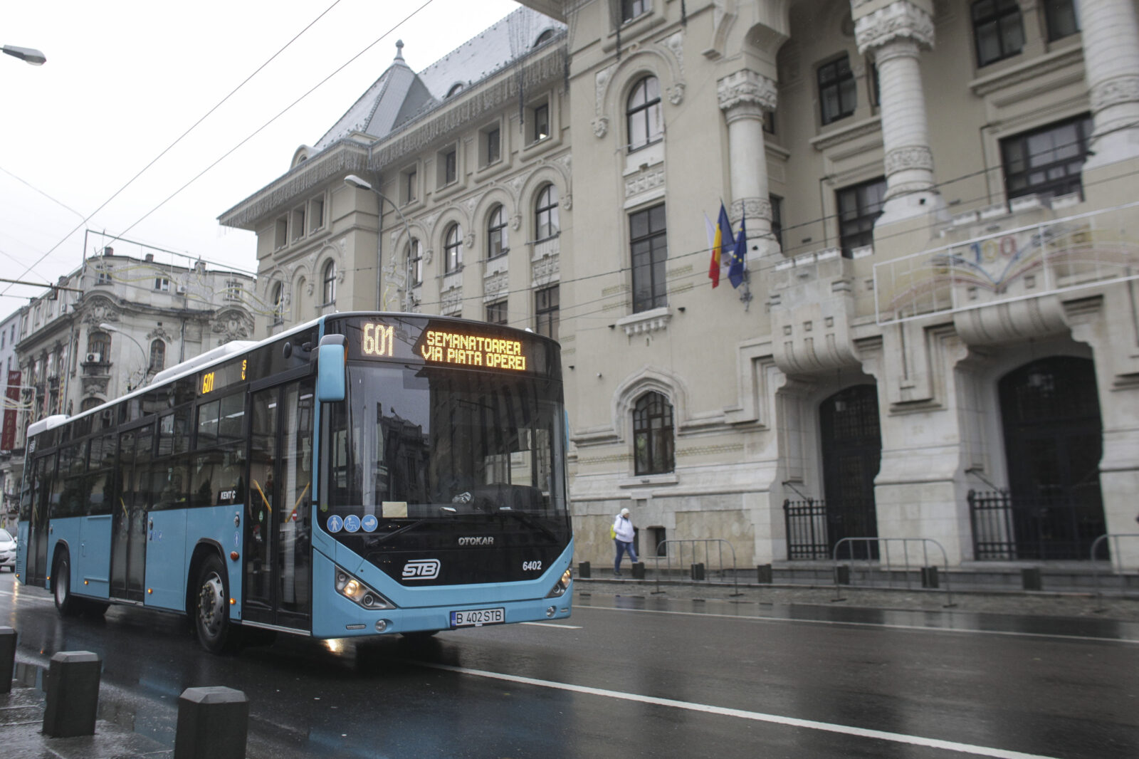 25 de linii de noapte ale STB asigură transportul călătorilor în noaptea de Revelion | FOTO: Inquam Photos / Octav Ganea