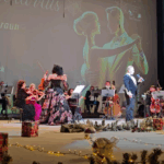 „Invitaţie la Vals”, la Teatrul de Revistă Constantin Tănase. FOTO: Captura Youtube