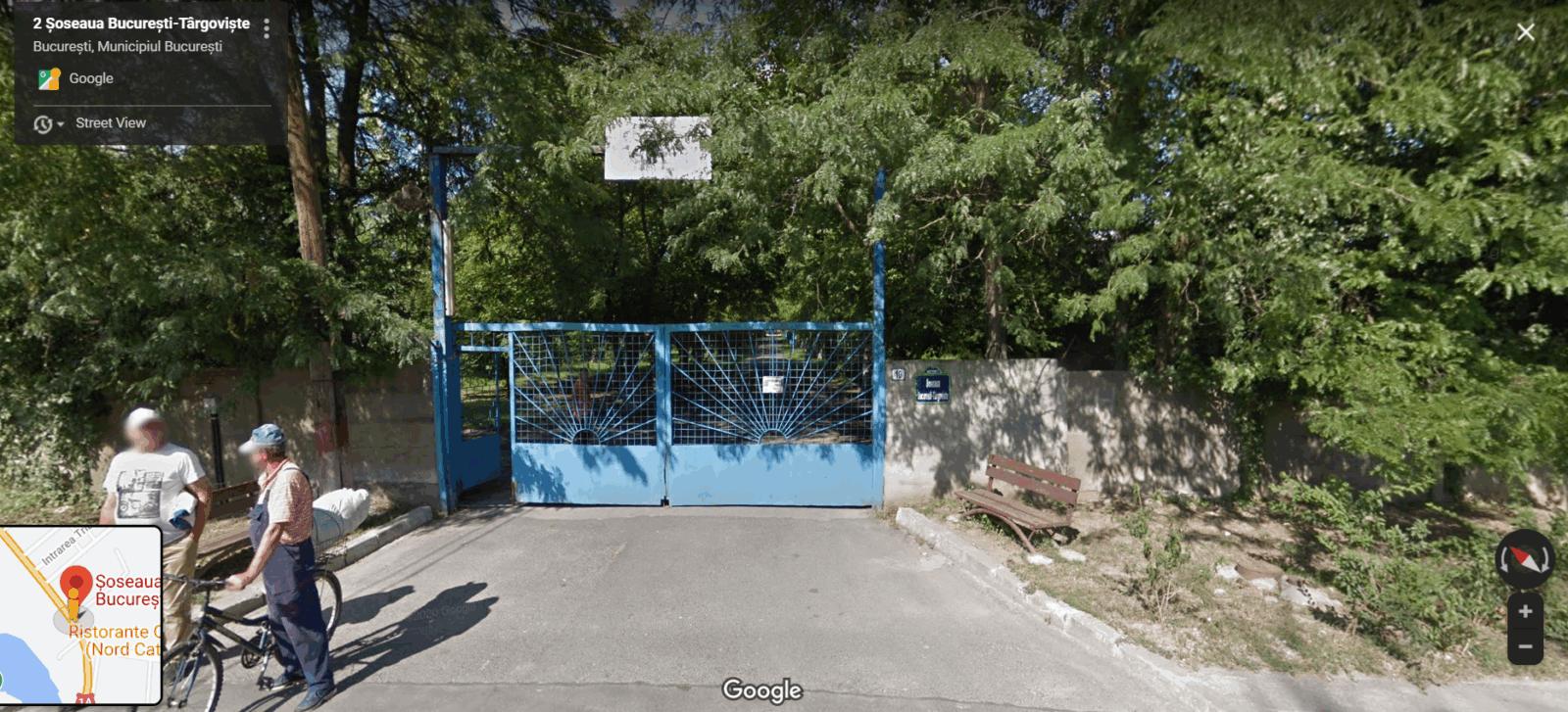 Primăria Sectorului 1 vrea să demoleze căminul de bătrâni și biserica din Străulești pentru a face loc unei săli polivalente cu 15.000 de locuri. Foto: Google Maps
