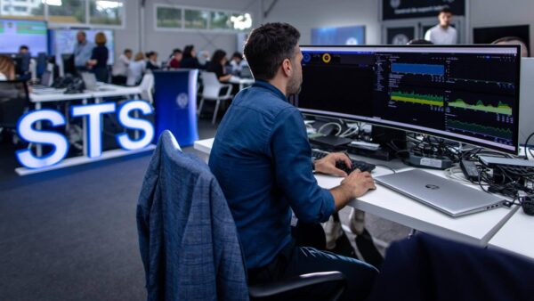 Infrastructura IT&C a STS, pregătită pentru alegerile locale parțiale. FOTO: STS