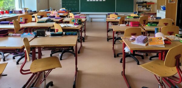 Bursele de merit ale elevilor Sector 2