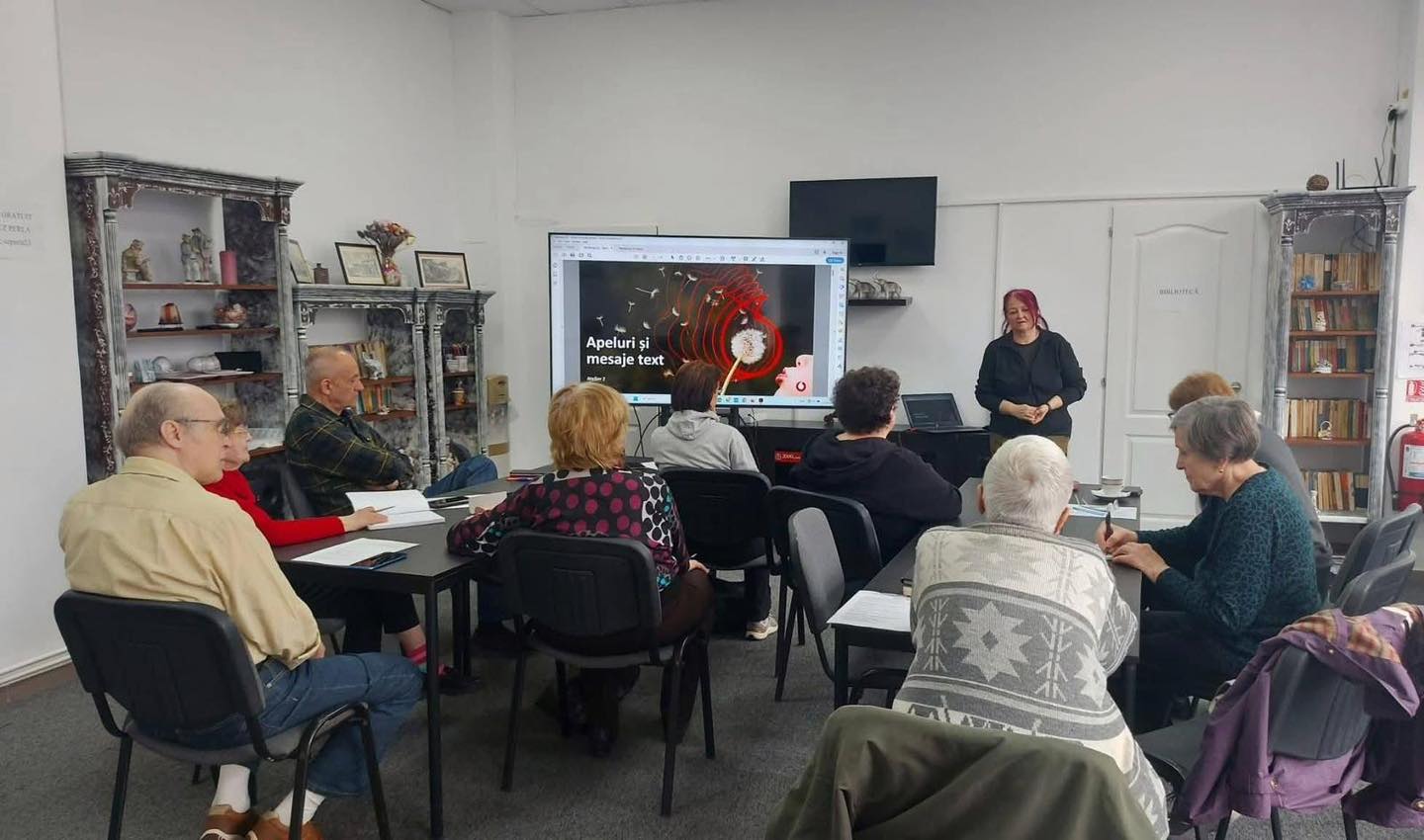 DGASMB | Cursurile de digitalizare pentru seniori continuă și anul acesta. FOTO: DGASMB