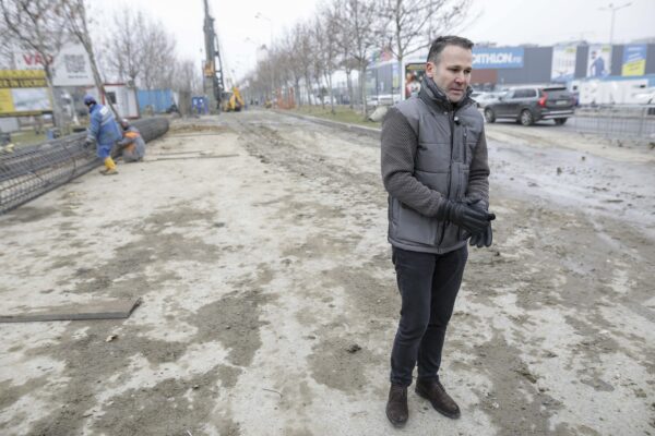 Piste de biciclete, parcări și străzi refăcute „unde va fi nevoie”. Primăria Sectorului 3 pregătește un contract „umbrelă” de 40 de milioane de euro