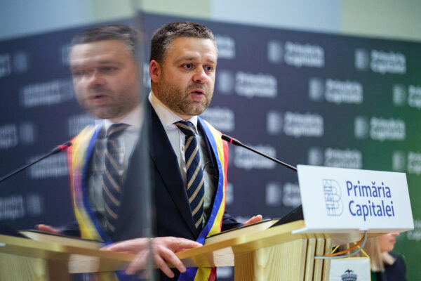 Consiliul General vs. Ciprian Ciucu 1-0: comasările, biletul STB și consilierul ChatGPT