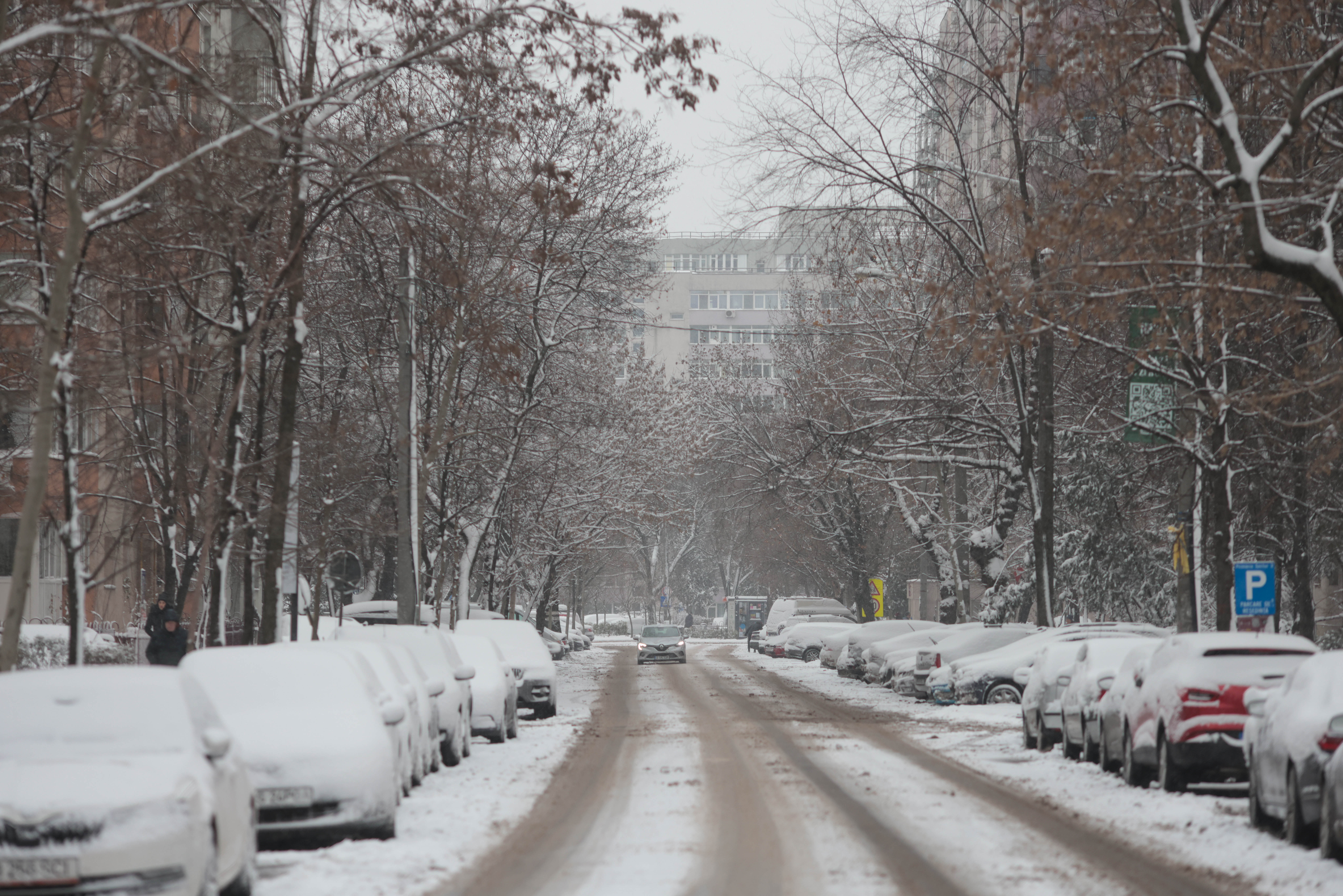 METEO | Cod galben de ger în București, până marți dimineață