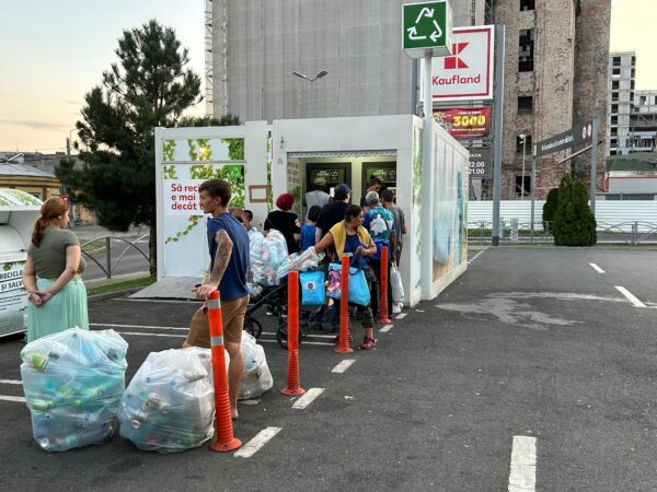 Câți bani au recuperat bucureștenii și ilfovenii în 2025 din ambalajele SGR reciclate