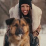 Cinci câini din adăposturile ASPA, vedetele noului videoclip al Alinei Eremia