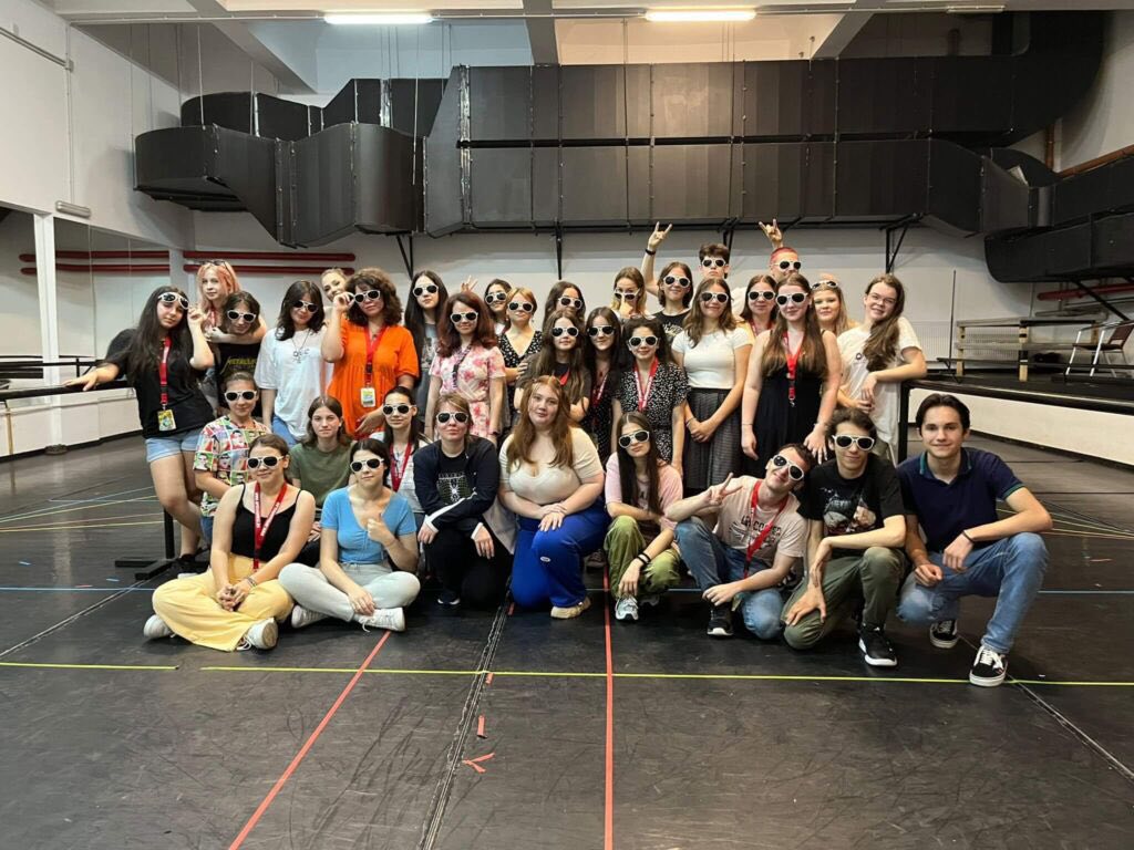 Opera Comică pentru Copii a deschis înscrierile pentru voluntari. FOTO: OCC