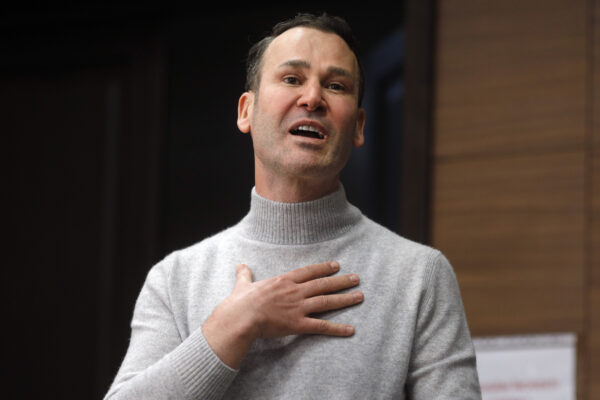 Robert Negoiță, „interzis” în primărie pentru a doua oară în ultimii ani. De ce i-a fost sigilat biroul în 2020