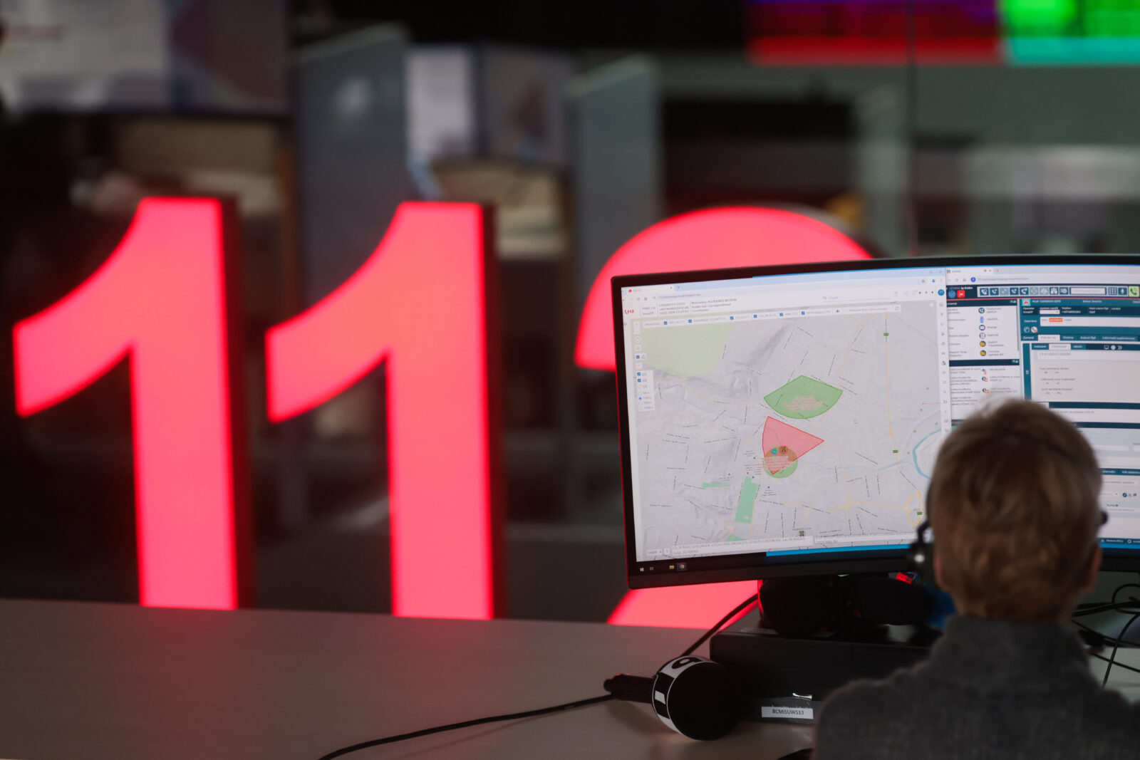 Opt apeluri pe minut înregistrate la 112, în București și Ilfov, din cauza ninsorii