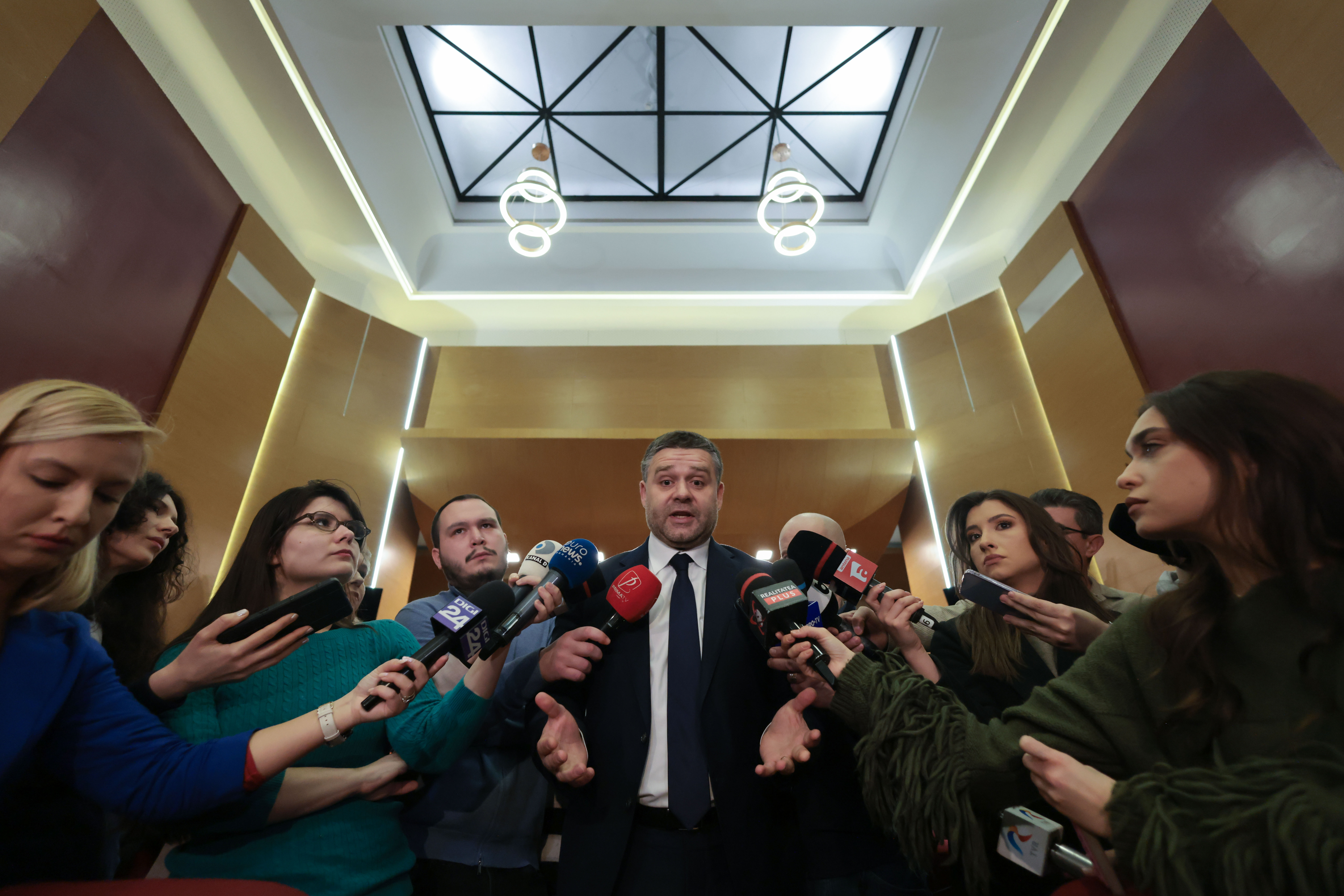 Primarul general despre scoaterea păcănelelor din București: „Trebuie să avem o discuție și o dezbatere. Pot fi taxate și aduc bani la buget”