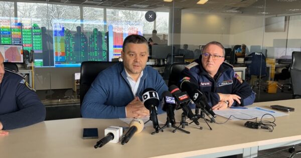 Ciprian Ciucu: PMB va verifica și va amenda operatorii de salubritate care nu au deszăpezit