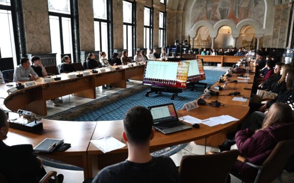 Sector 1 | Se înființează Consiliul Local al Tinerilor. Structura ar urma să aibă rol consultativ | FOTO: (ilustrativ) PS1