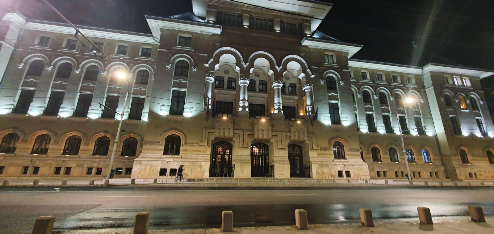 Proiectul bugetului ignoră rezultatul referendumului inițiat de Nicușor Dan. Foto: Cosmin Pojoranu