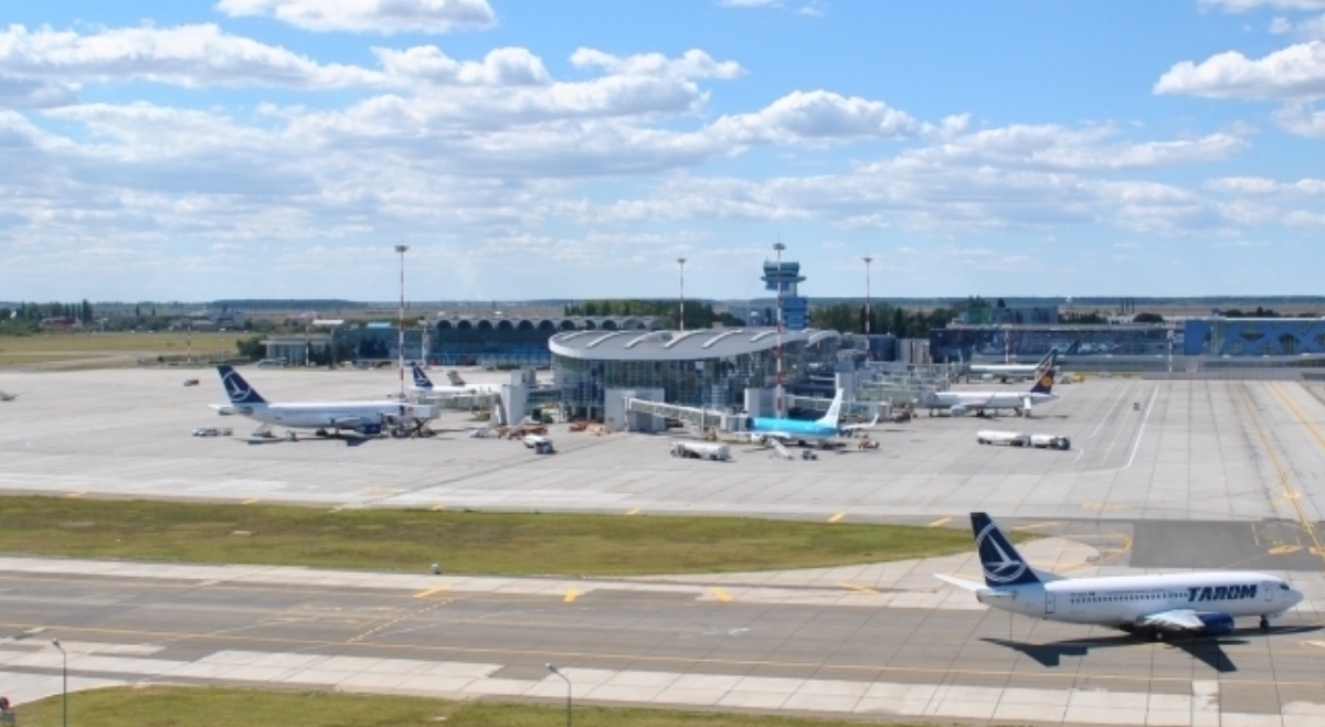 28 de zboruri anulate Otopeni