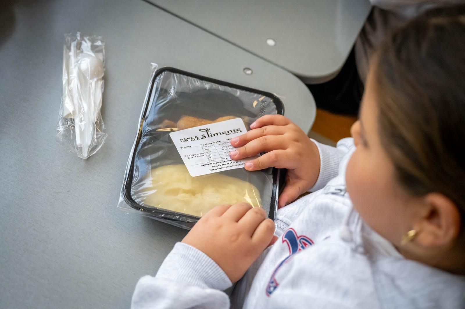 20 de locuri în plus pentru elevii Școlii Gimnaziale nr. 163, în programul „Școală după Școală”. FOTO: PS6