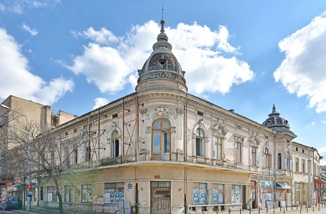 Casa Petrescu din Sector 1 se degradează, iar Primăria propune consultare publică după cinci luni