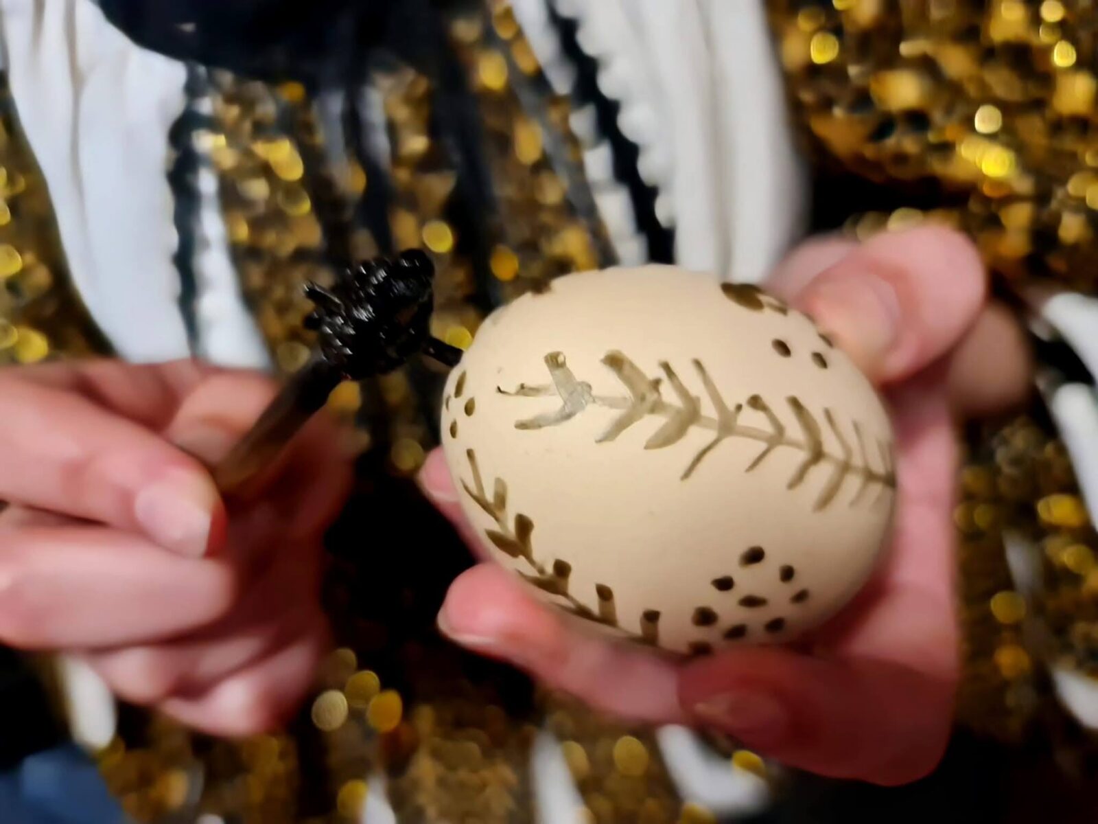 Expoziția-atelier de încondeiat ouă, la Muzeul Național al Țăranului Român. FOTO: Elena Iagăr/ Expo Arte