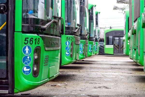 Noile troleibuze electrice Yutong intră pe traseu. Foto: FB/ PMB