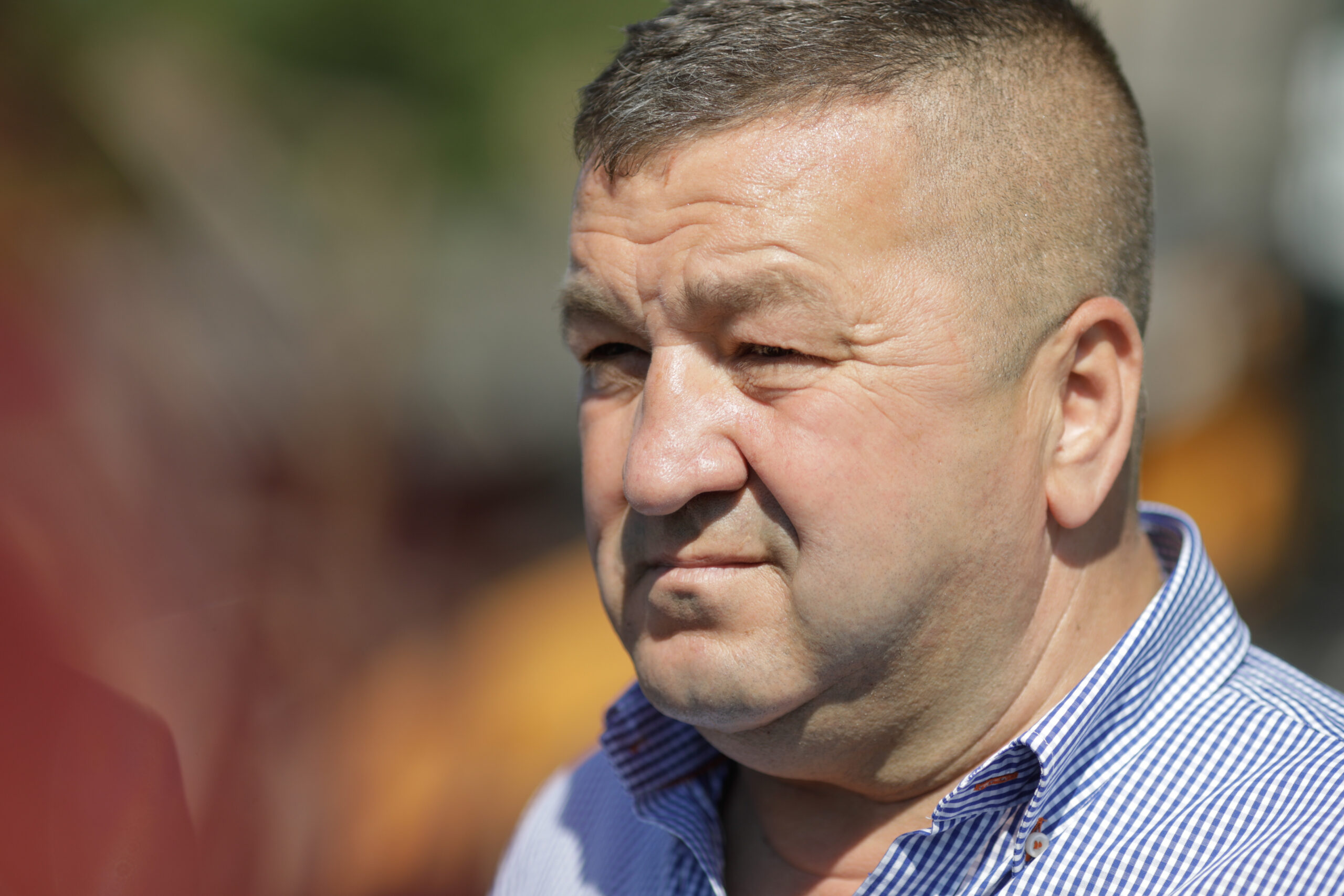 Bragadiru: Cum reușește primarul să evite austeritatea guvernamentală împrumutând jumătate din buget?