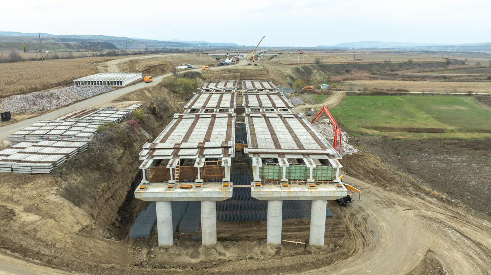 Autostrada Moldovei | Înca 20 de kilometri de asfalt spre Bacău și un nou centru de întreținere și reparații | FOTO: Inquam Photos / Casian Mitu