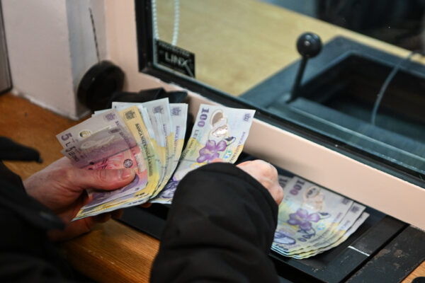 Cetățenii din Sectorul 4 pot cere returnarea banilor plătiți în plus pentru impozitul pe clădiri. Ce pași trebuie urmați