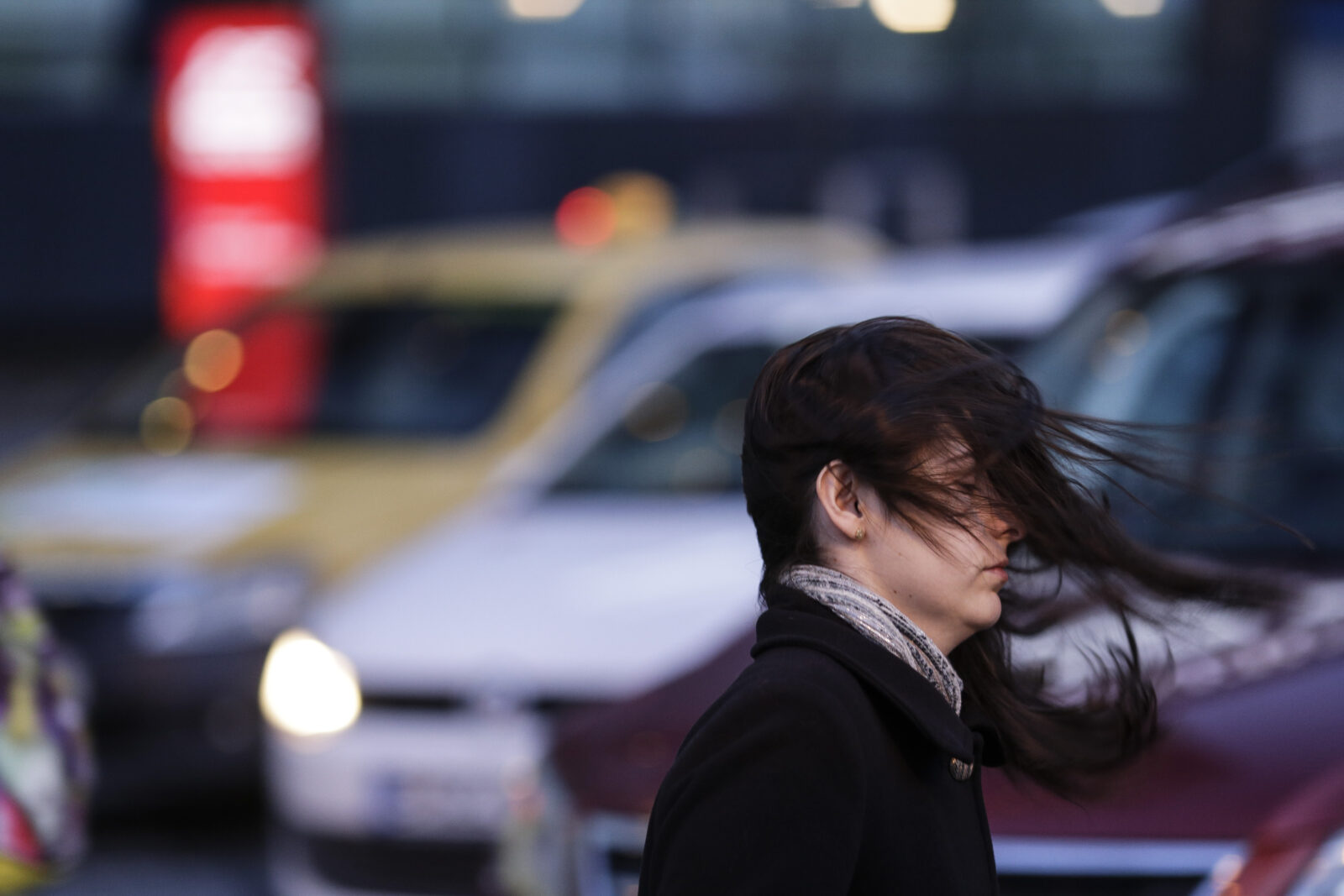 Prognoză specială pentru București. ANM anunță că urmează zile cu vânt puternic