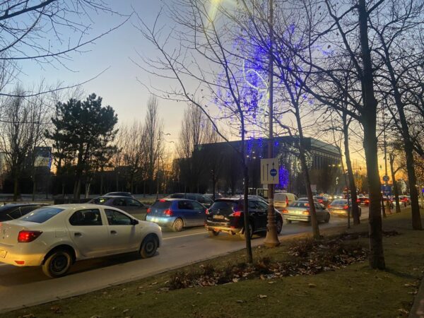 Aproape 3.000 de amenzi, pentru circulația pe benzile unice pentru STB, în 2025. Foto: Arhivă