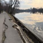 Noi lucrări de consolidare a malurilor Lacului Herăstrău, după dezvăluirile Buletin de Bucureşti. Primarul general a semnat autorizaţia. Foto: Deniz Garguli