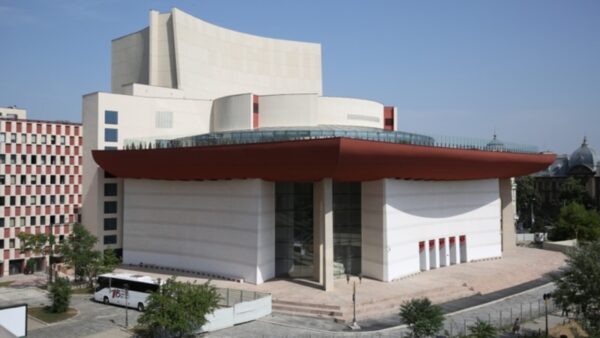 candidați pentru postul de manager TNB