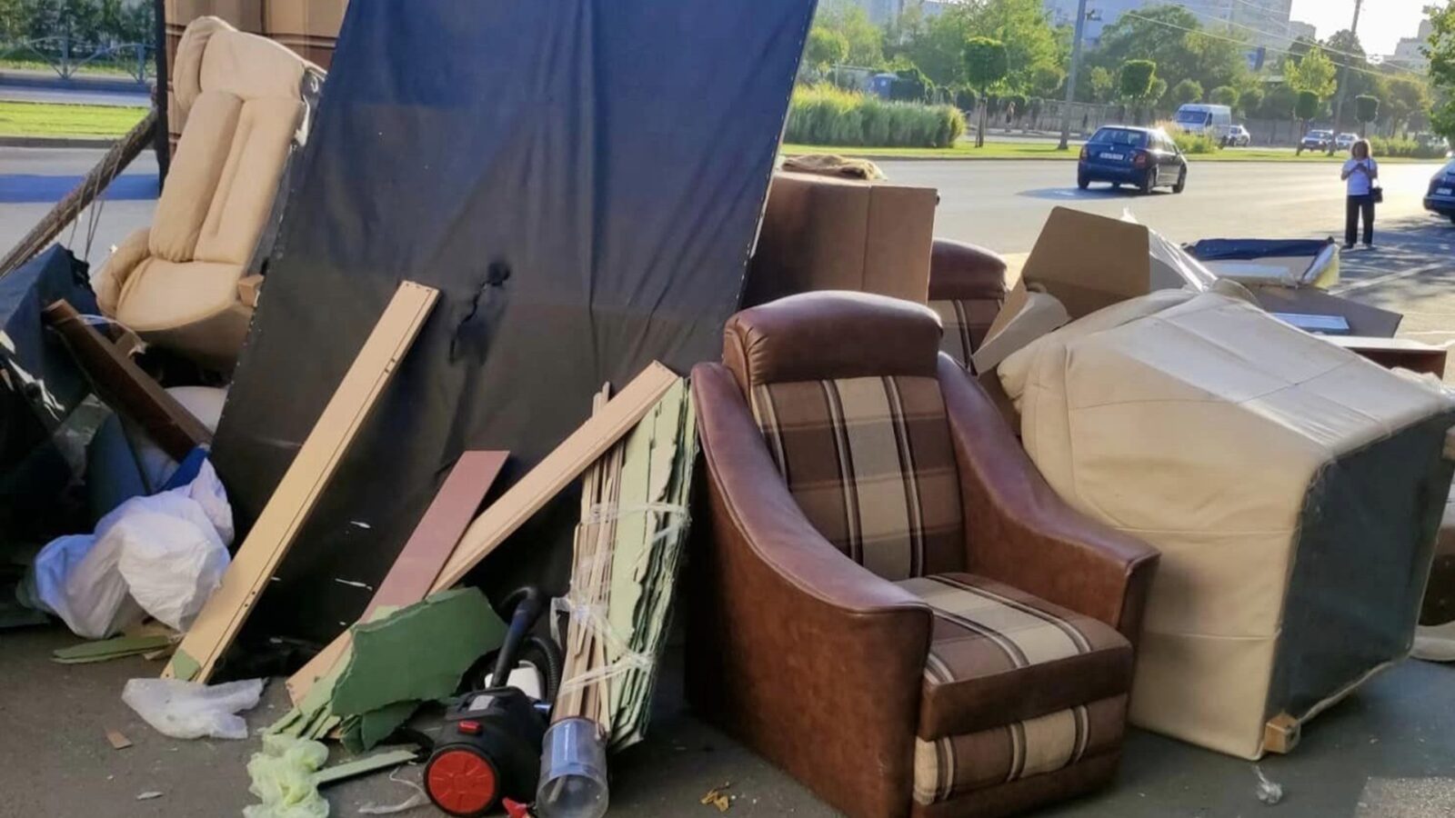 Cum scapi gratuit de deșeurile voluminoase în București, în funcție de sector