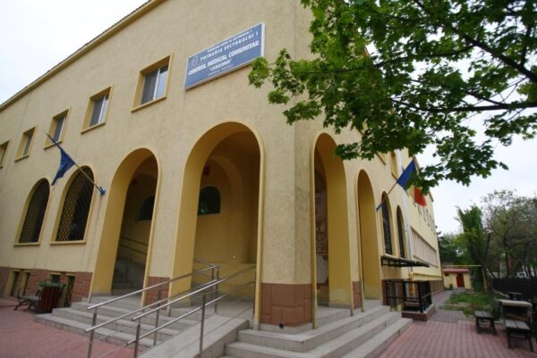 Pragul de venit care va condiționa accesul gratuit la analize în cadrul Complexului Caraiman din Sectorul 1 a fost modificat