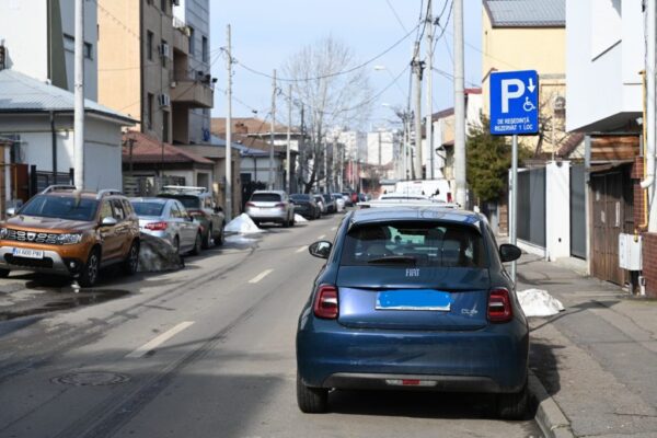 Parcare gratuită pentru persoanele cu handicap, în Sectorul 1. Cum se obțin actele. FOTO: PS1