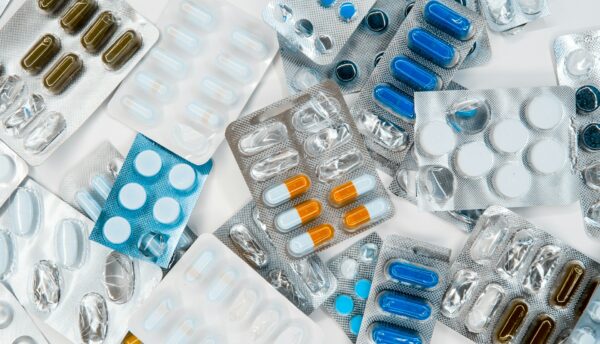 Ajutor de până la 2.000 de lei pentru medicamente Sector 1