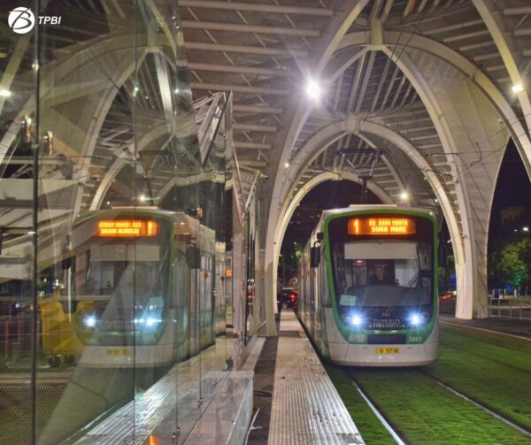 50% reducere la transportul public