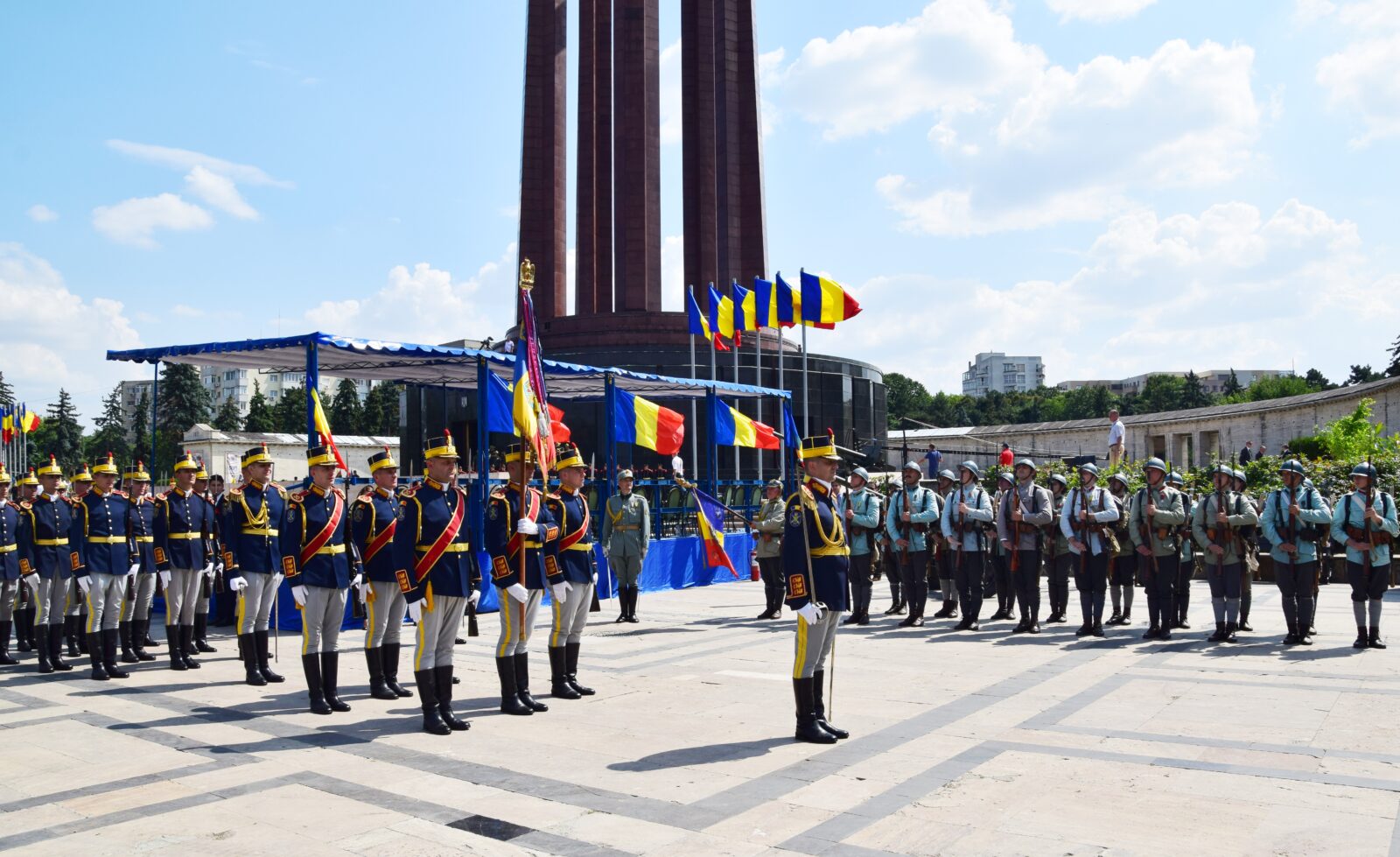 Ziua Forțelor Terestre va fi sărbătorită în Parcul Carol la finalul acestei săptămâni. Vizitatorii vor putea vedea armament și uniforme istorice | FOTO: aTM