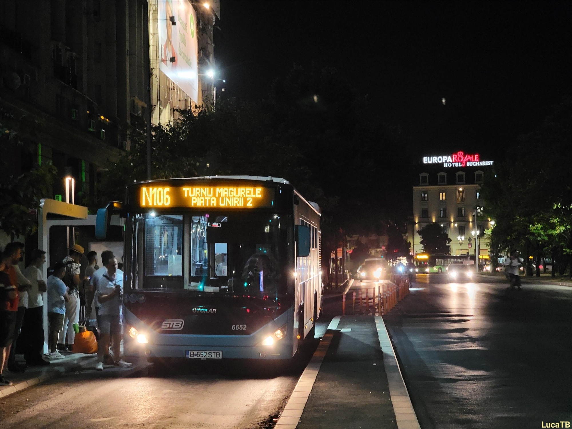 Linia N106 va fi deviată două nopți la rând pentru montarea grinzilor de la pasajul din Apărătorii Patriei