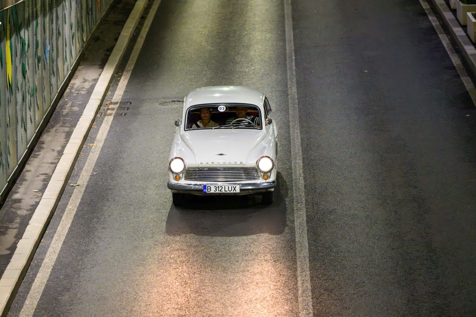 Retroparada Primăverii se întoarce în Capitală. Când va putea fi vizitat „muzeul pe roți” | FOTO: Retromobil