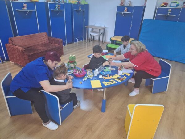 Tehnologii asistative și terapie de două milioane de lei pentru copiii cu nevoi speciale din Sectorul 1. FOTO: DGASPC 1