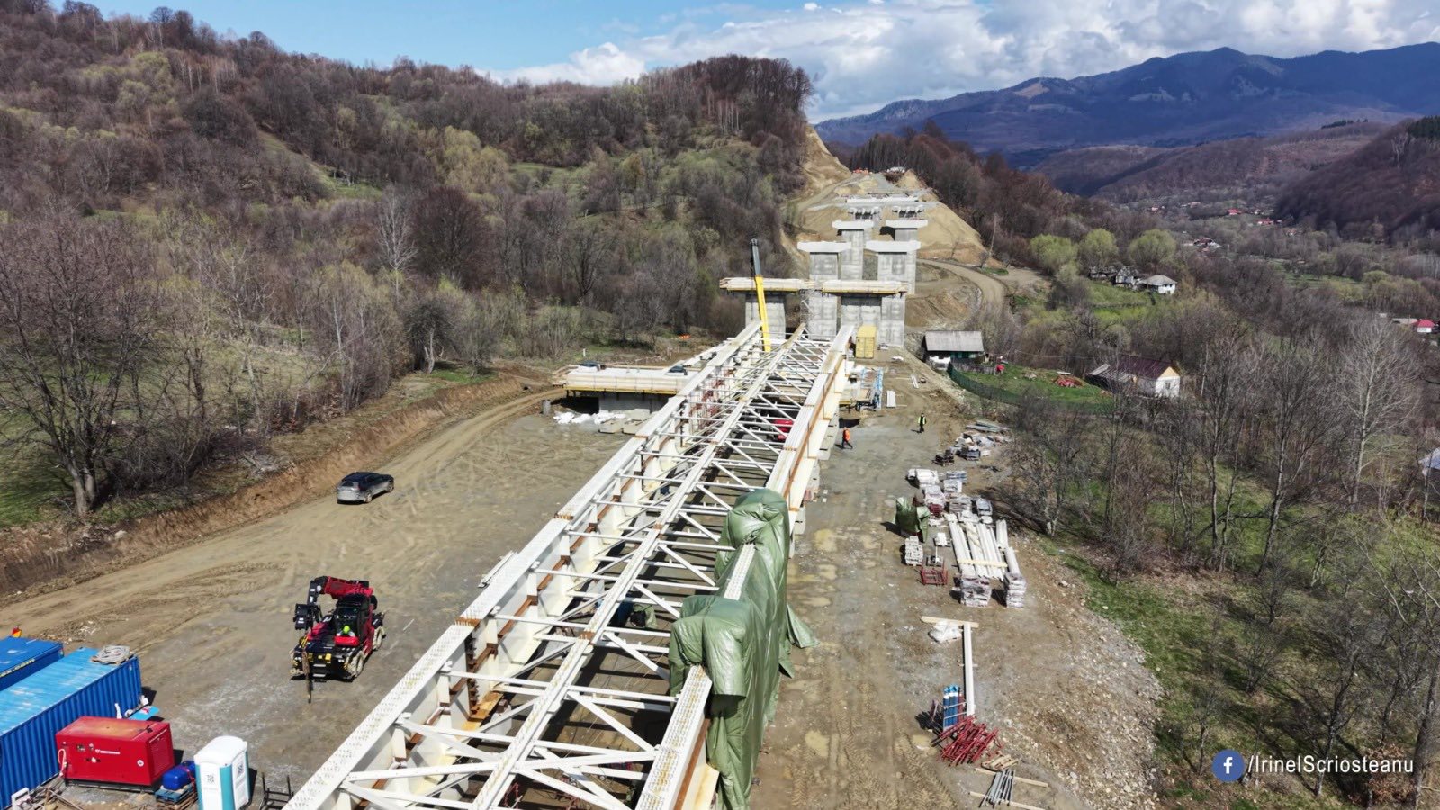 VIDEO | Noutăți de pe autostrada care va lega Bucureștiul de vestul țării. Peste 1000 de muncitori, prezenți pe șantier