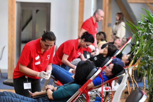 Campanie de donare de sânge la Primăria Capitalei. Cum se fac înscrierile