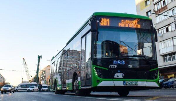 Aglomerație pe traseul Piața Reșița - Piața Unirii